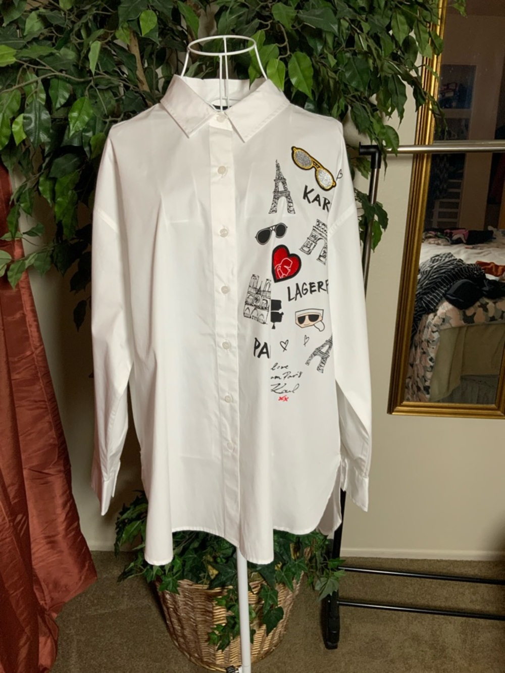 Karl Lagerfeld White Button-Up Shirt with Black Logo Tag - Picture 2 of 7